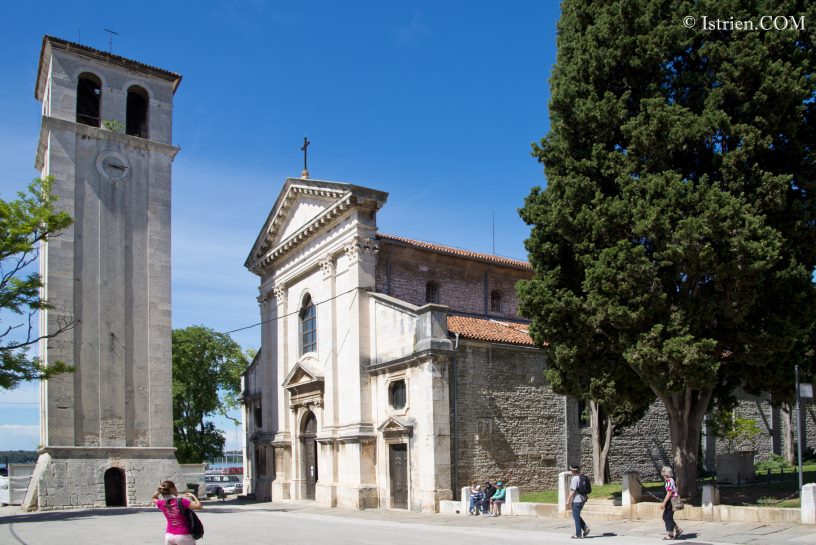 Glockenturm und Marienkathedrale in Pula - Istrien - Kroatien