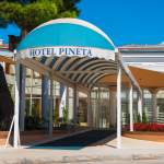 Eingang vom Hotel Pineta in Vrsar - Istrien - Kroatien